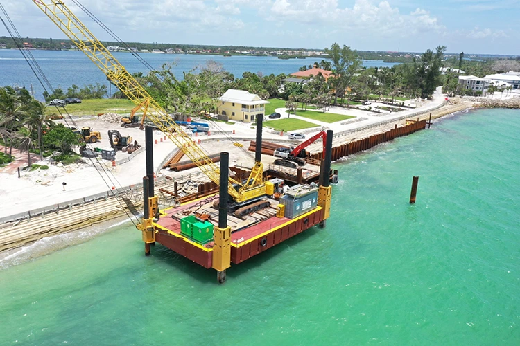 Zelfheffend platform hijsen